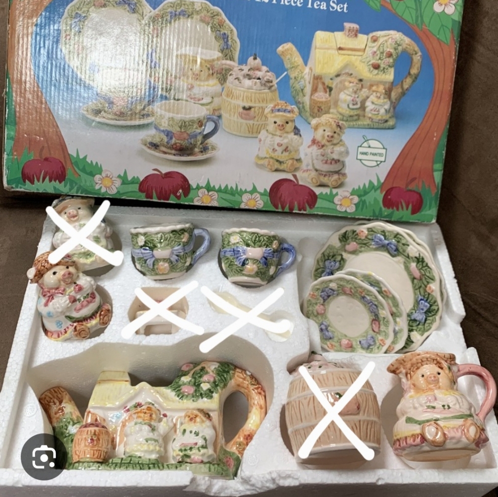 Vintage Charming Ceramic Tea Set with Floral and Animal Designs - Picture 2 of 4